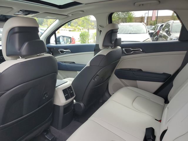 New 2025 Kia Sportage EX w/ EX Premium Package AWD/4WD image 10