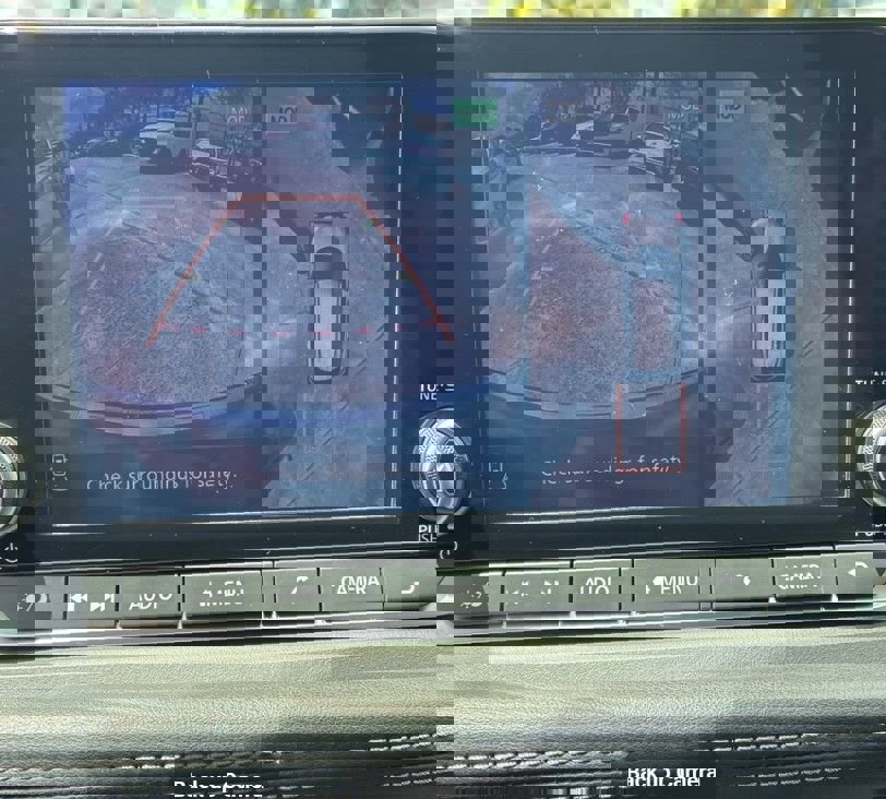 Used 2023 Nissan Rogue SL image 14