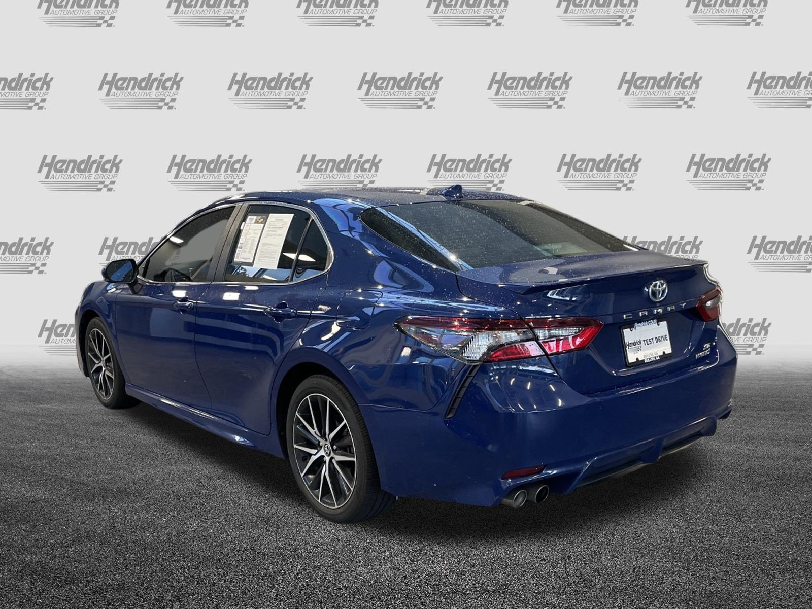 Used 2024 Toyota Camry SE FWD image 8