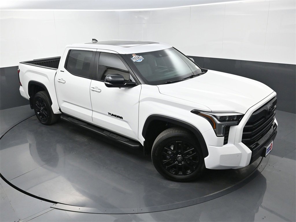 Used 2025 Toyota Tundra Limited image 35