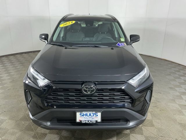 Used 2024 Toyota RAV4 XLE FWD image 3