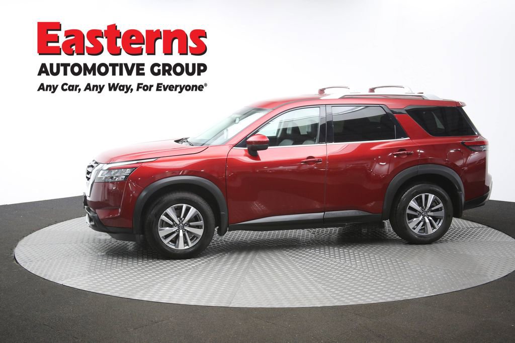 Used 2022 Nissan Pathfinder SL AWD/4WD image 58