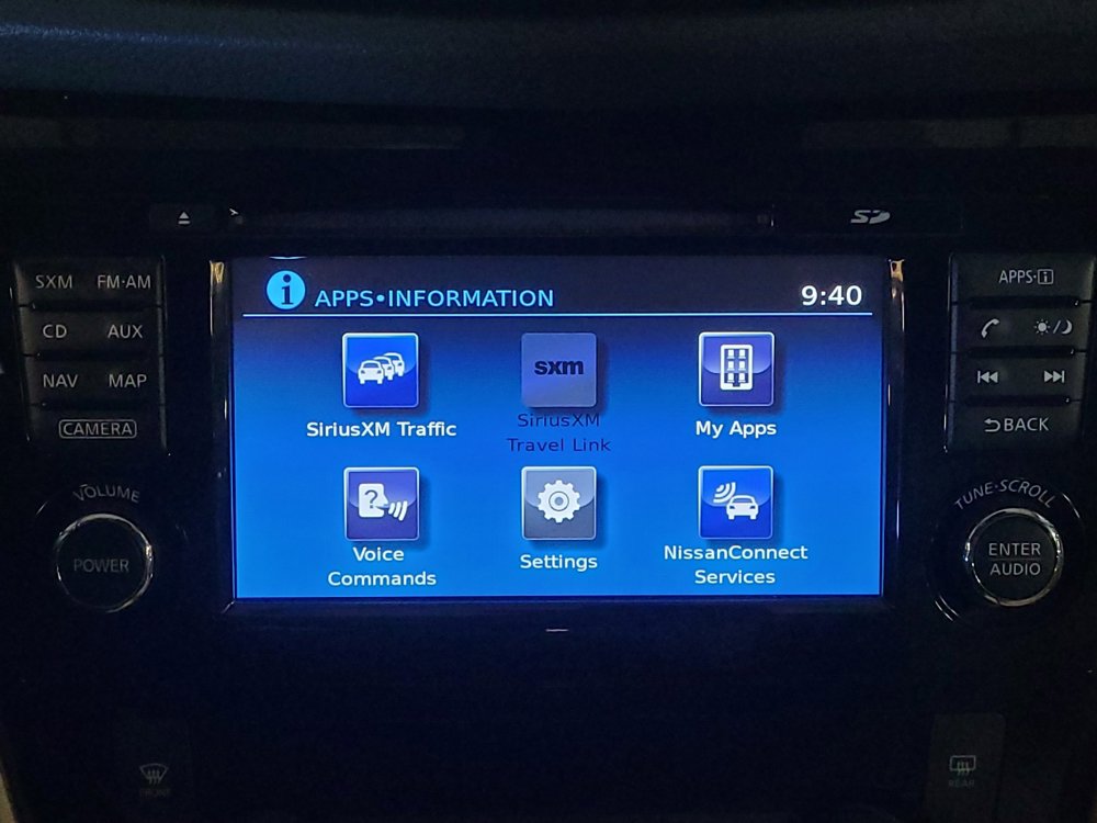 Used 2017 Nissan Rogue SL image 25