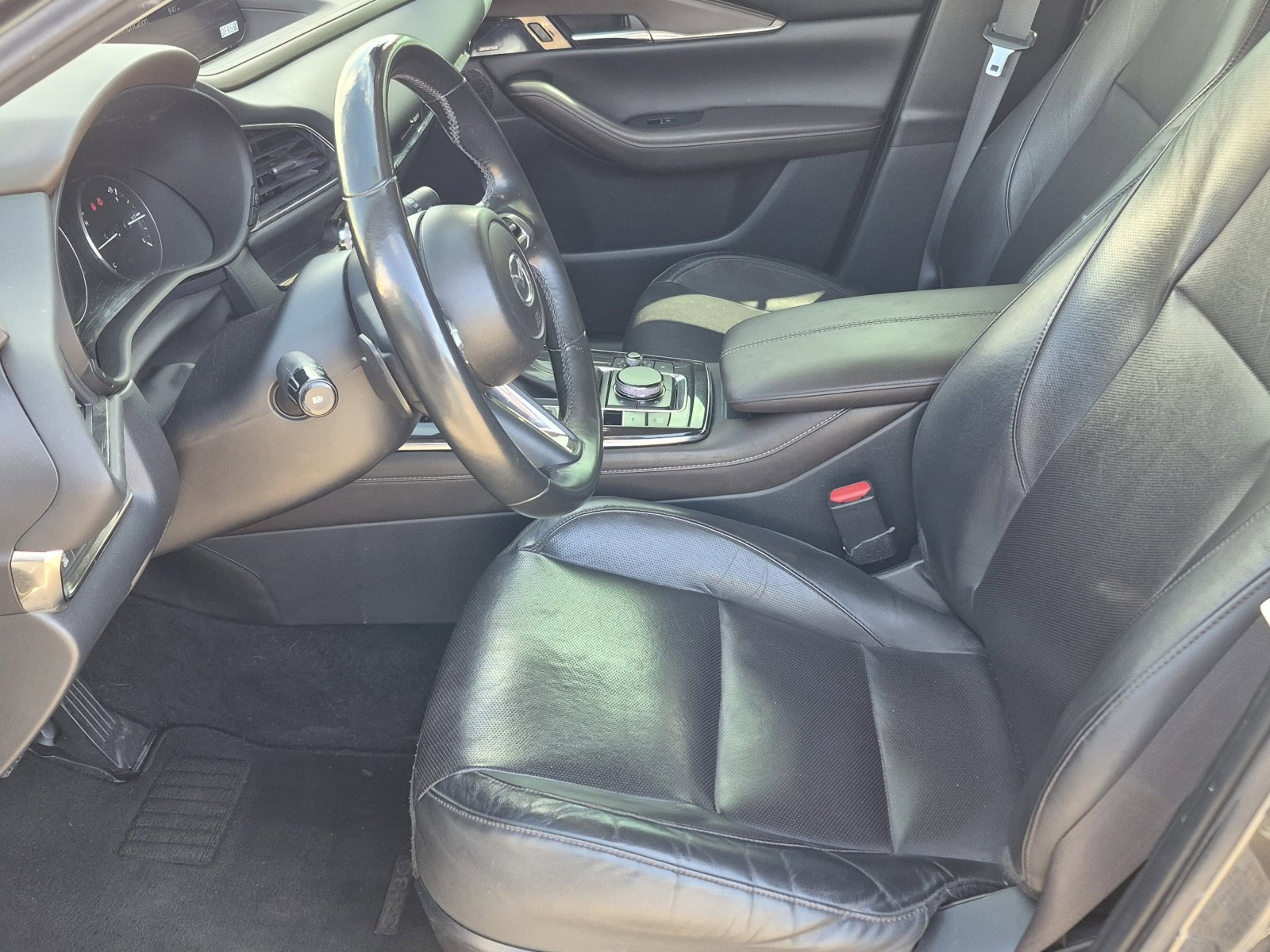 Used 2021 MAZDA CX-30 FWD 2.5 S w/ Premium Package image 16