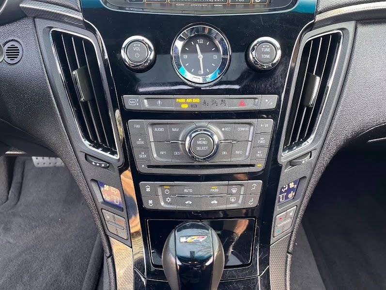 Used 2011 Cadillac CTS V image 20