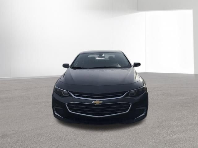 Used 2016 Chevrolet Malibu LT FWD image 2