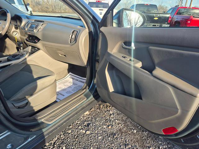 Used 2014 Kia Sportage EX image 12
