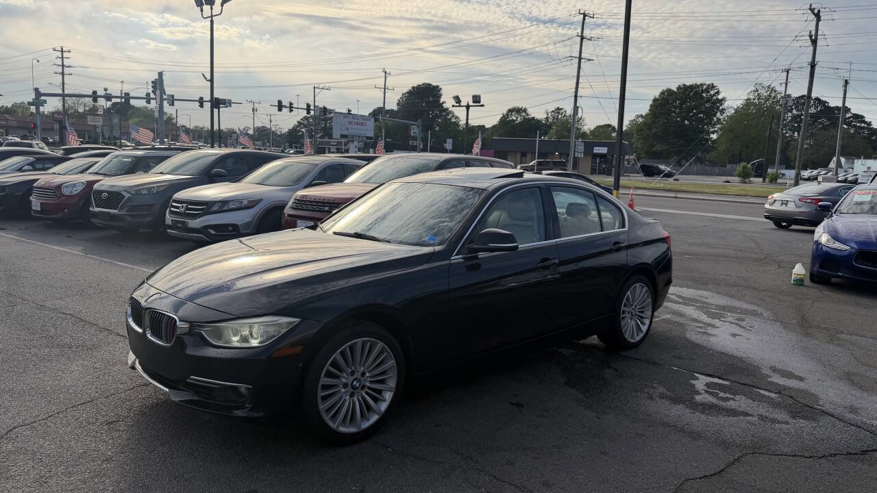 Used 2013 BMW 328i xDrive Sedan AWD/4WD image 17