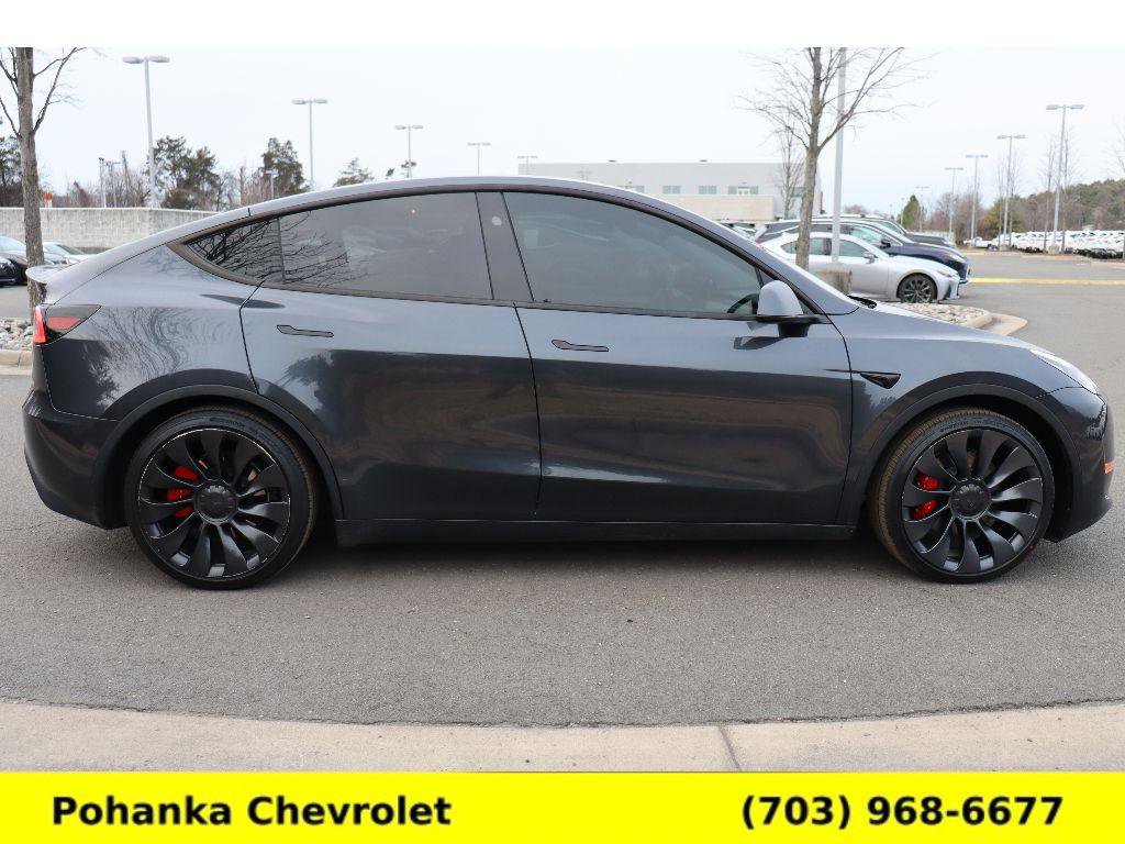 Used 2024 Tesla Model Y Performance image 8