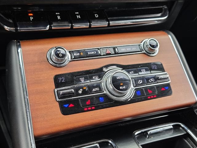 Used 2020 Lincoln Aviator Reserve w/ Elements Package Plus AWD/4WD image 23