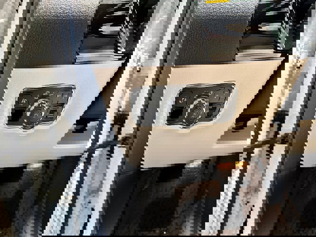 Used 2026 Mercedes-Benz GLA 250 4MATIC image 15