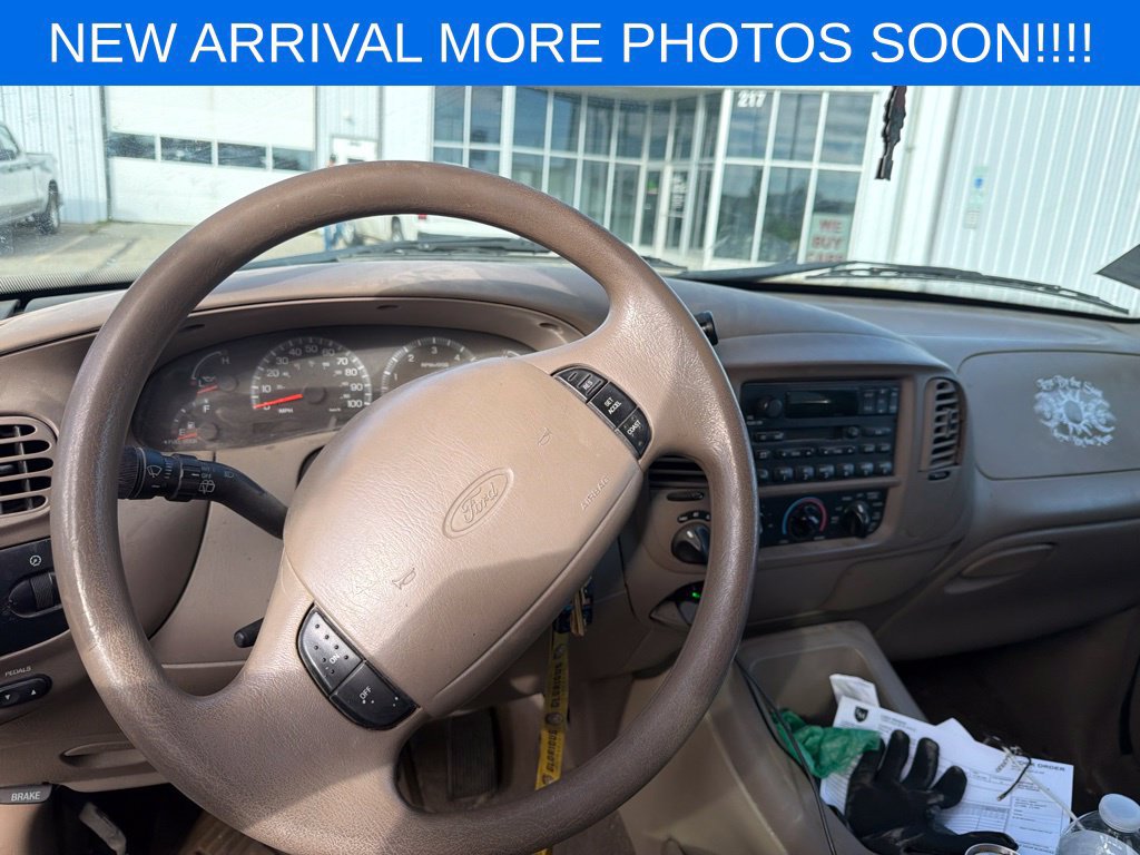 Used 2002 Ford Expedition XLT AWD/4WD image 9