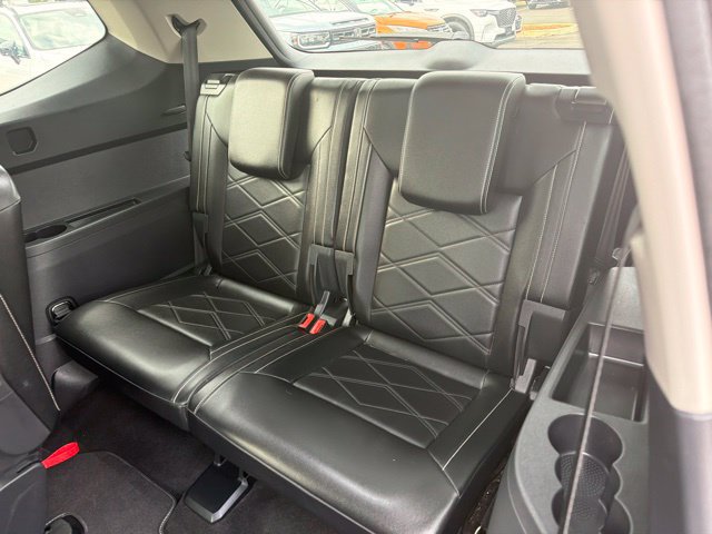 Used 2024 Volkswagen Atlas SE w/ Black Wheel Package AWD/4WD image 7