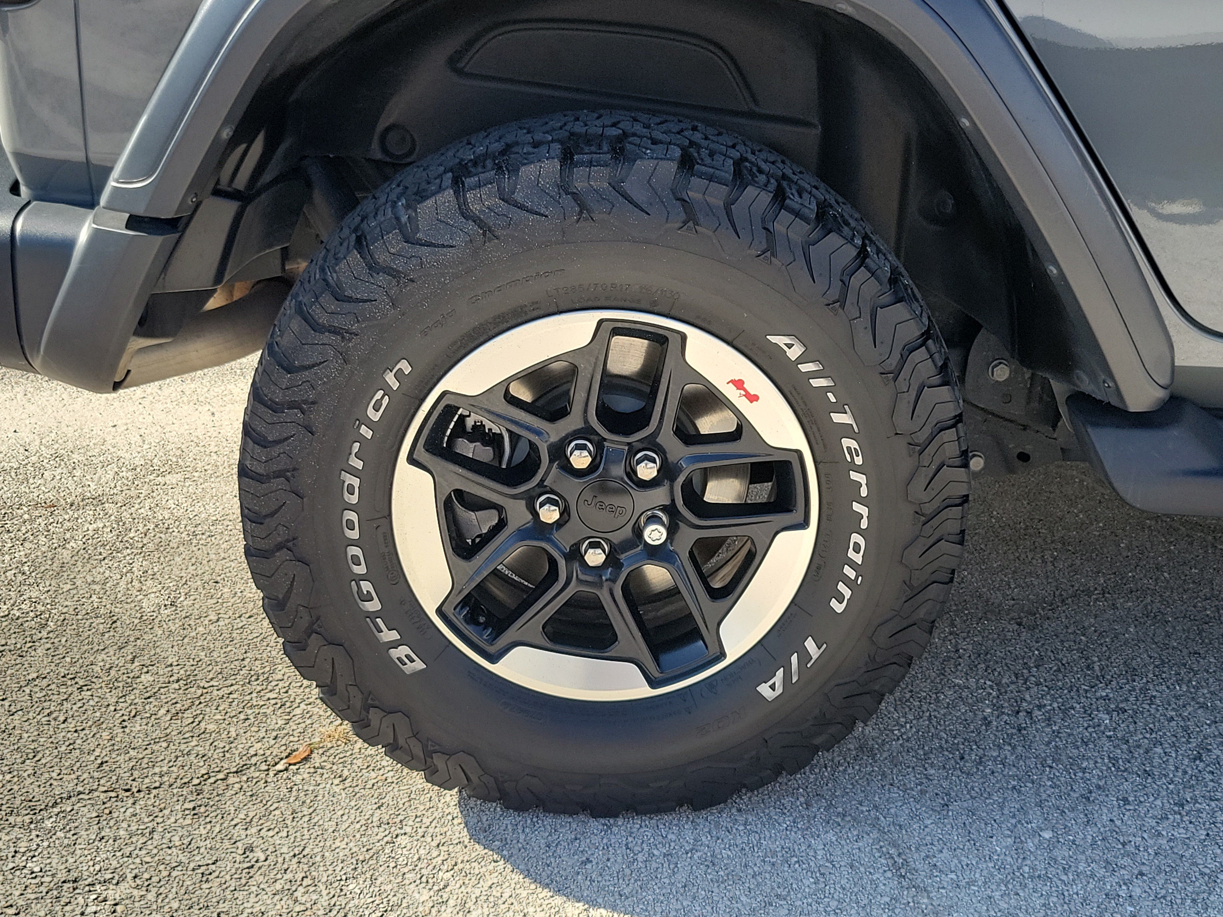 Used 2021 Jeep Wrangler Unlimited Rubicon AWD/4WD image 5