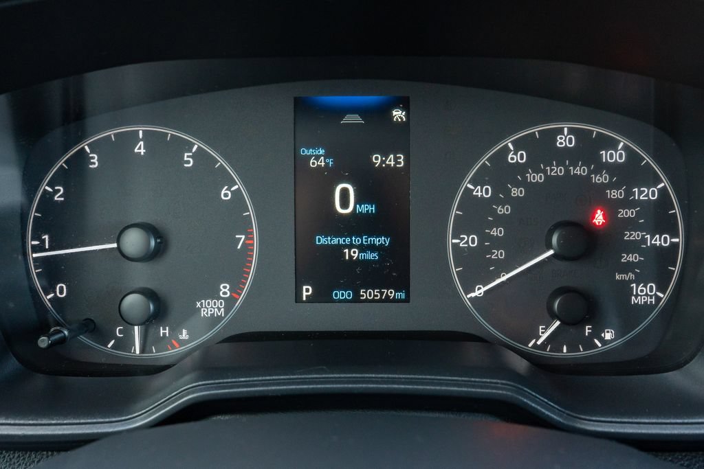 Used 2024 Toyota Corolla LE FWD image 3