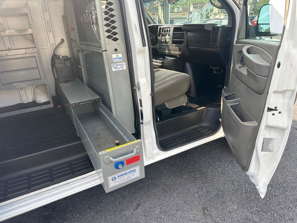 Used 2011 Chevrolet Express 1500 AWD w/ Power Package image 38