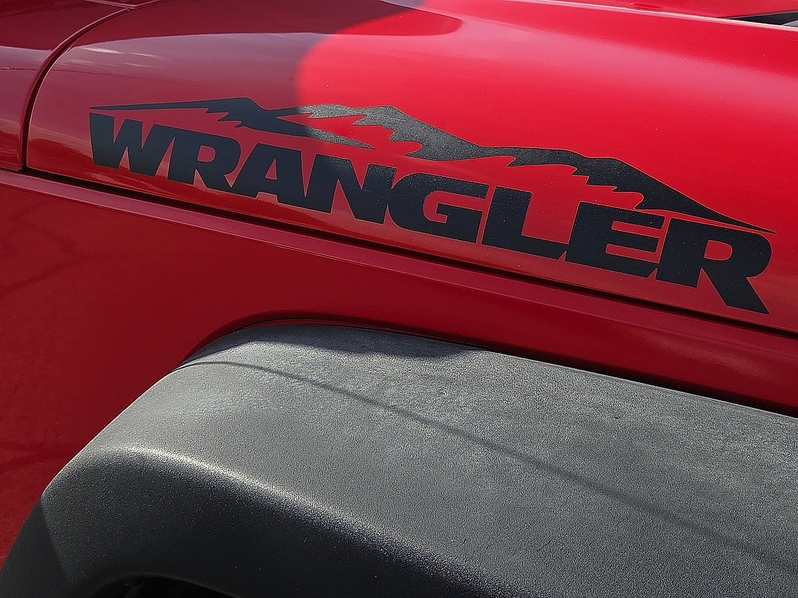 Used 2015 Jeep Wrangler Unlimited Sport w/ Connectivity Group AWD/4WD image 17