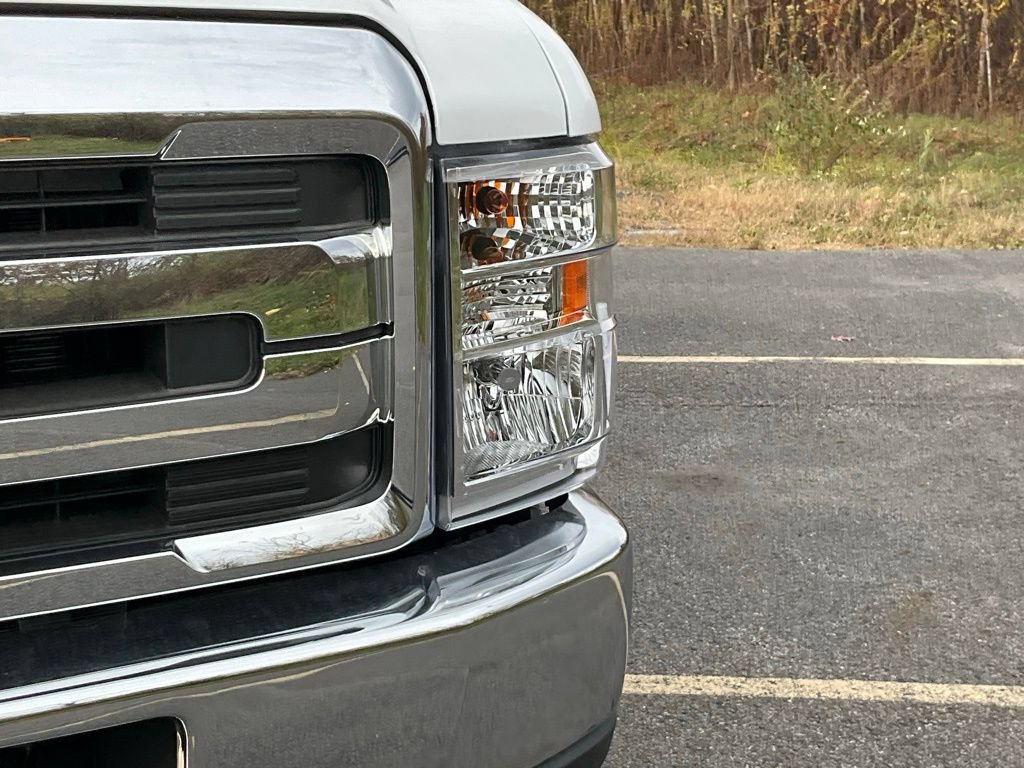 New 2026 Ford E-350 and Econoline 350 Super Duty w/ Power Equipment Group RWD image 2