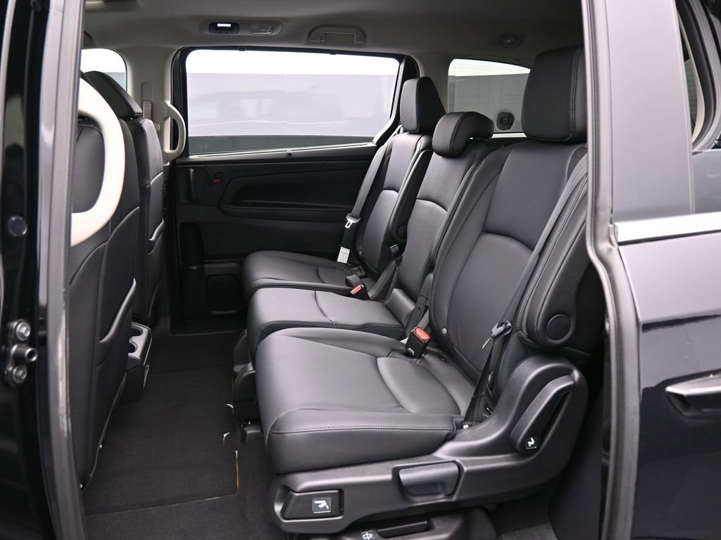 Certified 2026 Honda Odyssey EX-L image 34