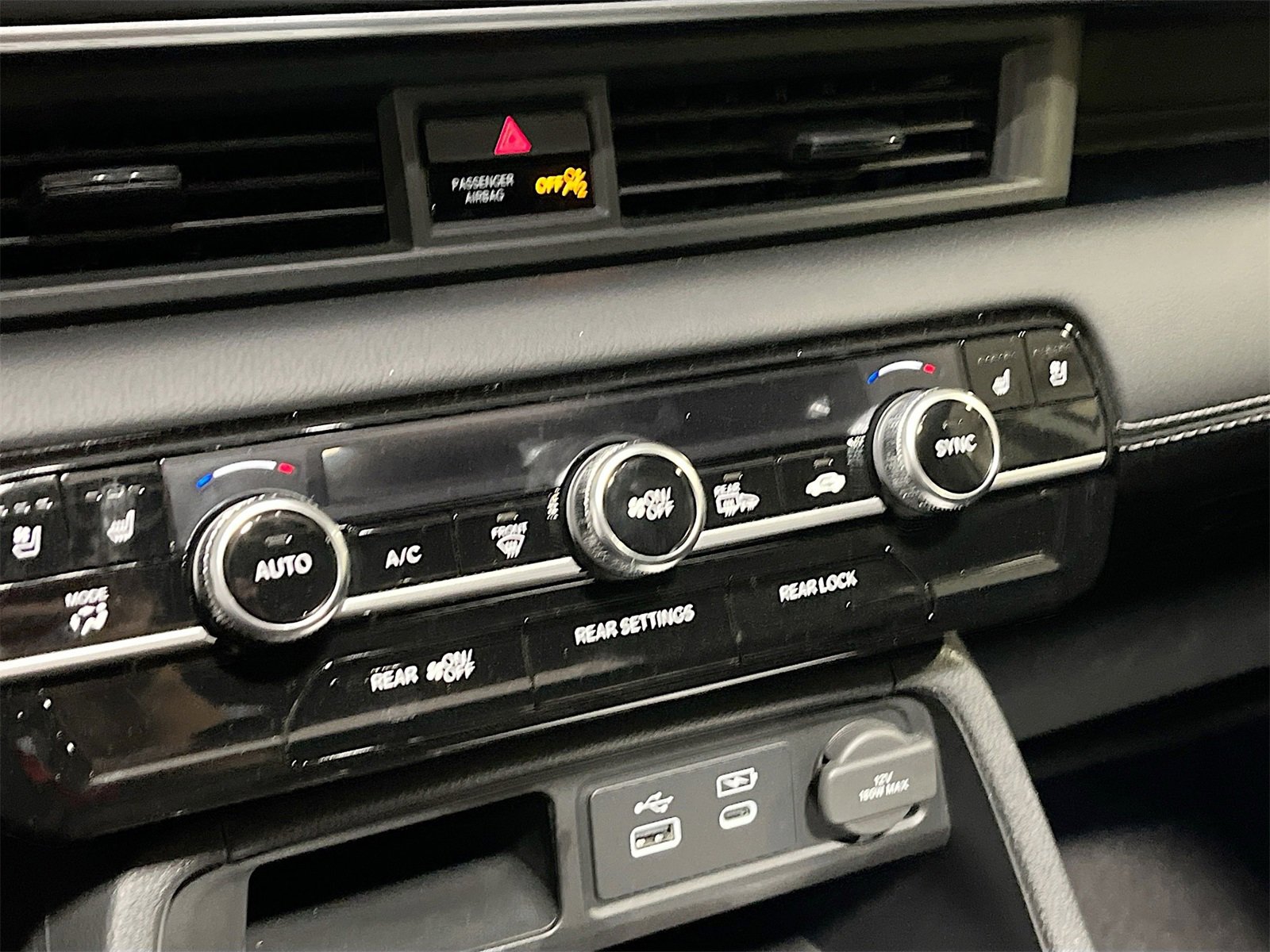 Used 2024 Honda Pilot Elite image 16