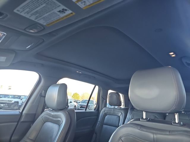 Used 2020 Lincoln Aviator Reserve w/ Equipment Group 201A image 15