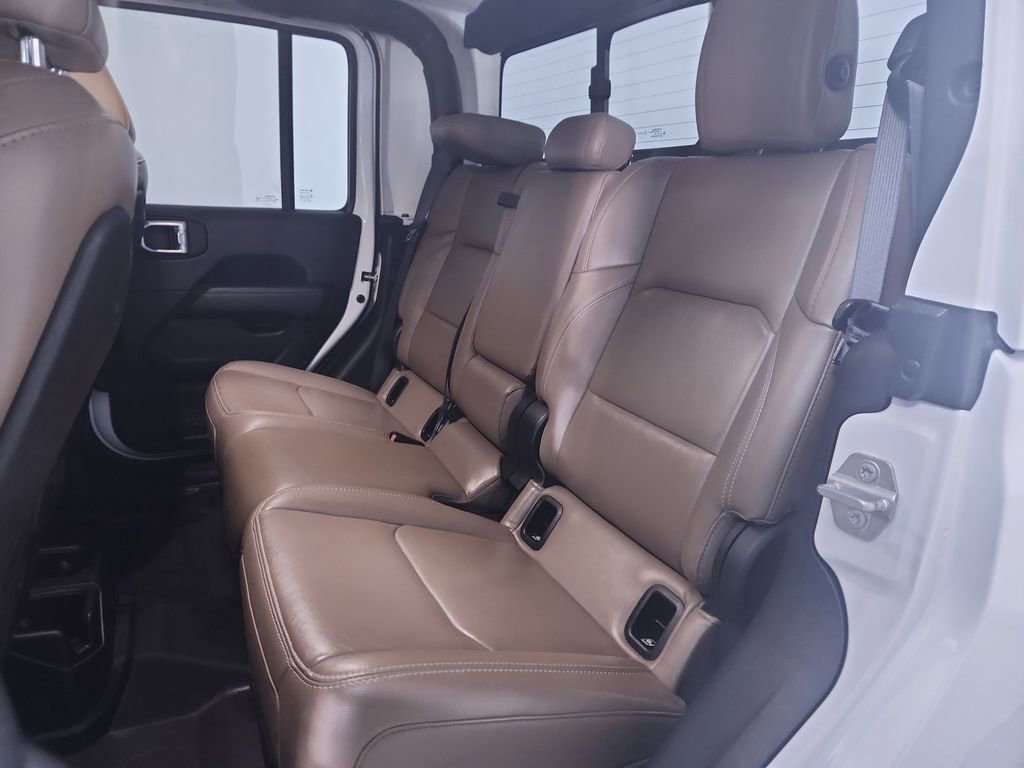 Used 2020 Jeep Gladiator Rubicon AWD/4WD image 23