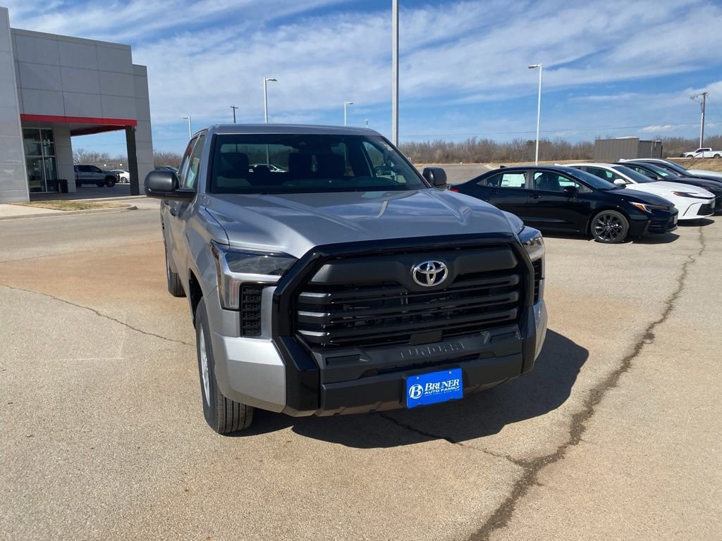 New 2025 Toyota Tundra SR image 3