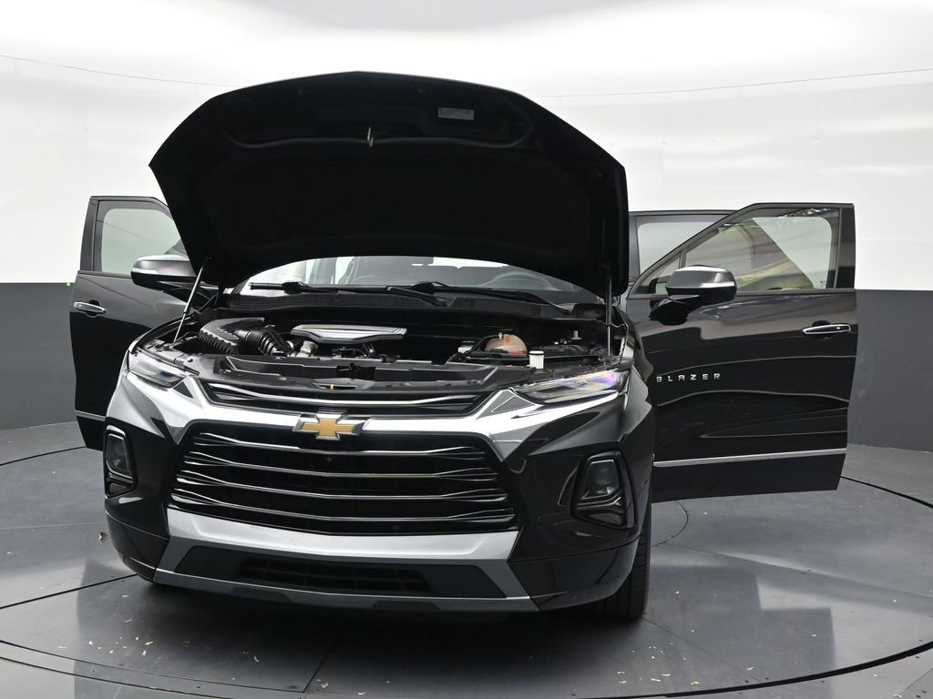 Used 2019 Chevrolet Blazer Premier w/ Sun and Wheels Package FWD image 34