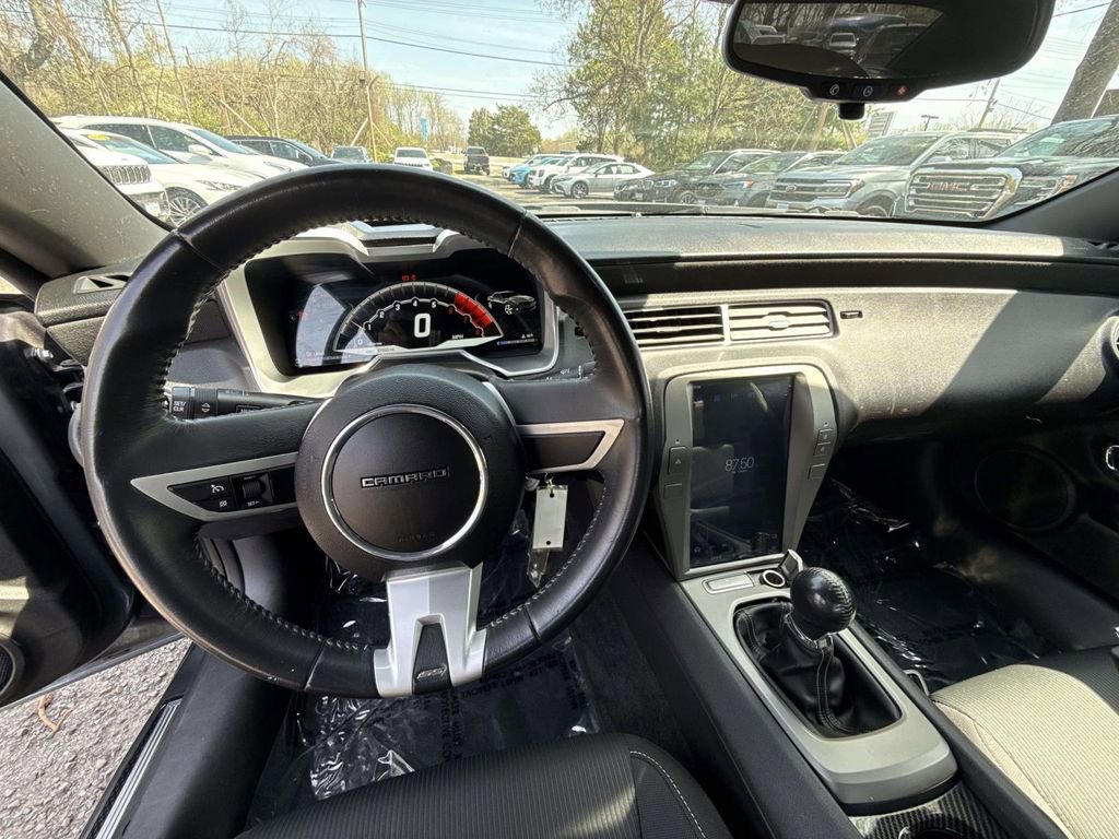 Used 2010 Chevrolet Camaro SS w/ RS Package image 18