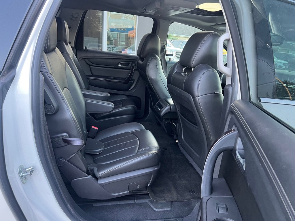 Used 2015 Chevrolet Traverse LTZ w/ LPO, 'HIT The Road' Package AWD/4WD image 17
