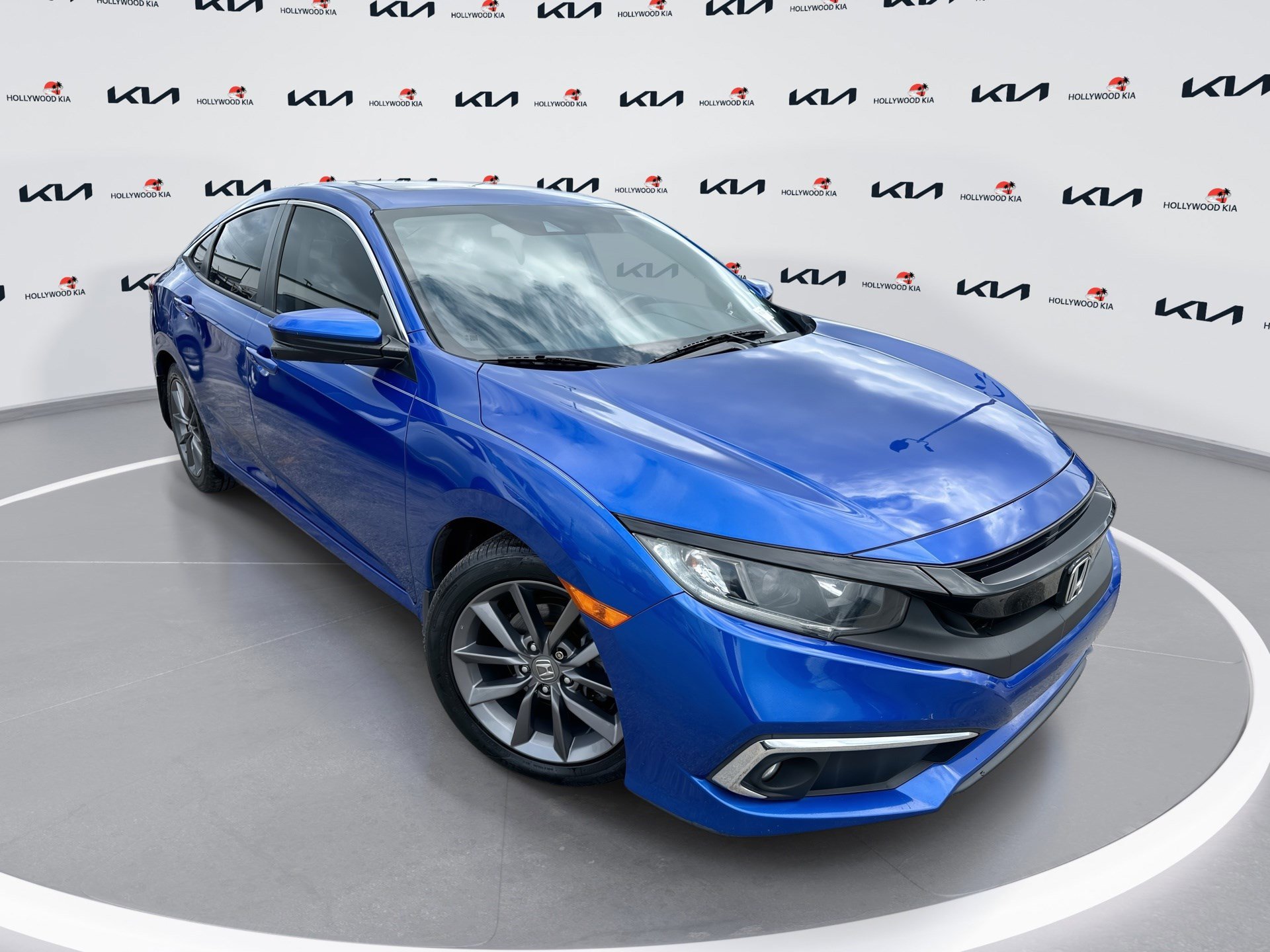 Used 2019 Honda Civic EX image 1