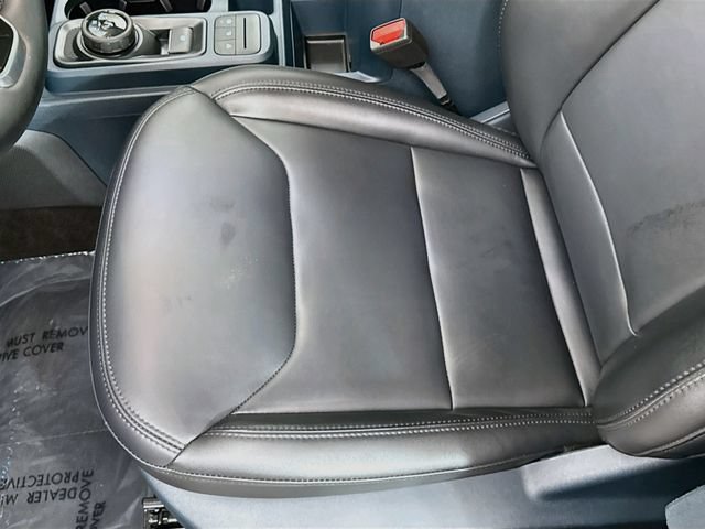 Used 2024 Ford Maverick Lariat w/ Black Appearance Package FWD image 19