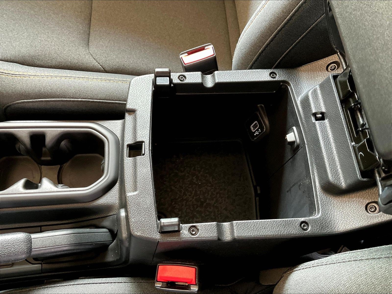 Used 2024 Jeep Wrangler Unlimited Sport AWD/4WD image 16