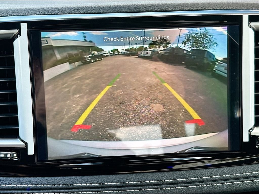 New 2026 Chrysler Pacifica Select image 17