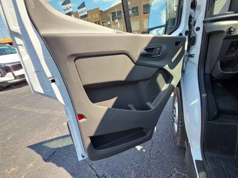 New 2026 Ford Transit 150 Low Roof AWD image 18