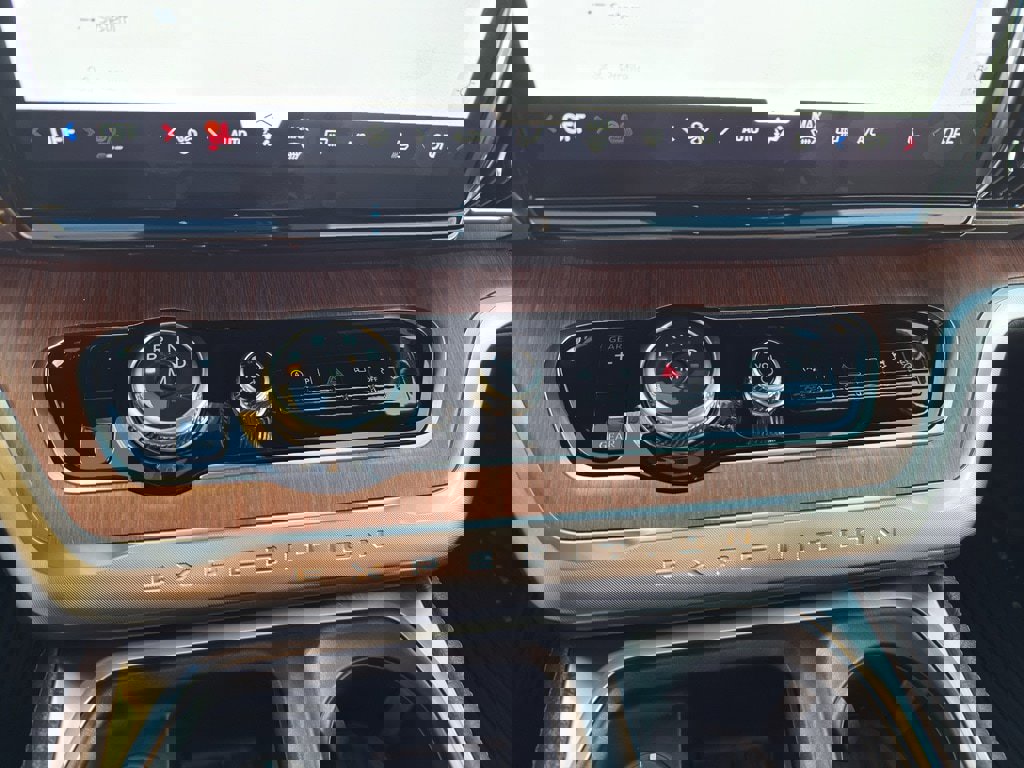 New 2026 Ford Expedition King Ranch image 34