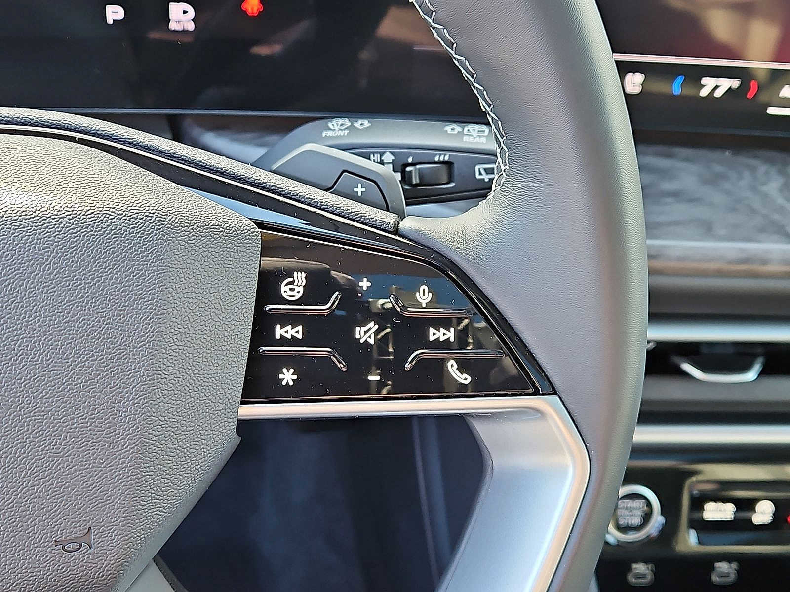 Certified 2025 Audi Q5 Premium Plus w/ Premium Plus image 18