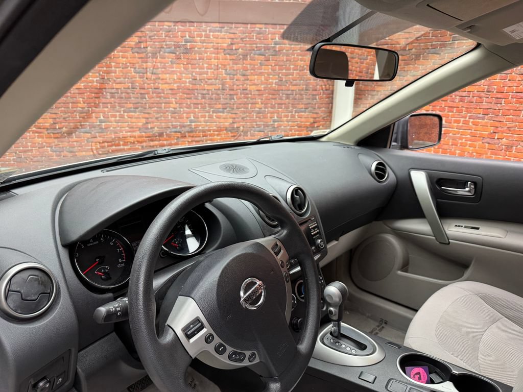 Used 2014 Nissan Rogue S w/ Convenience Package AWD/4WD image 12