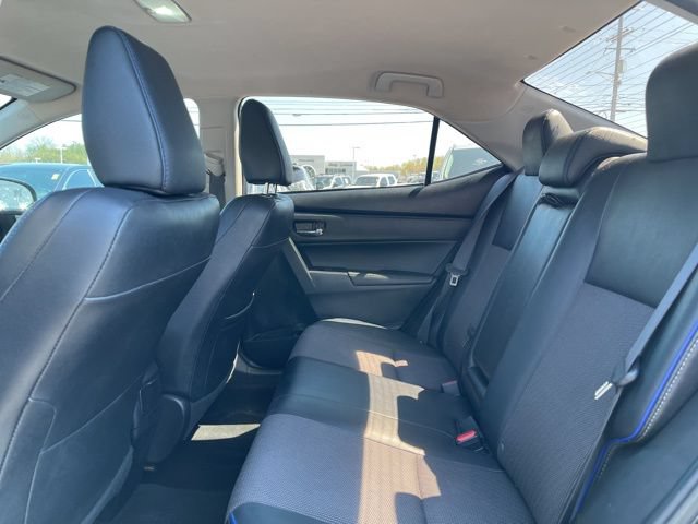 Used 2017 Toyota Corolla SE w/ Carpet Mat Package (TMS) FWD image 11