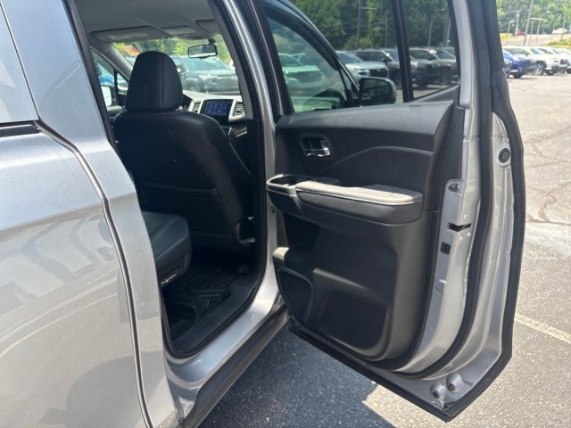 Used 2018 Honda Ridgeline RTL-T image 39