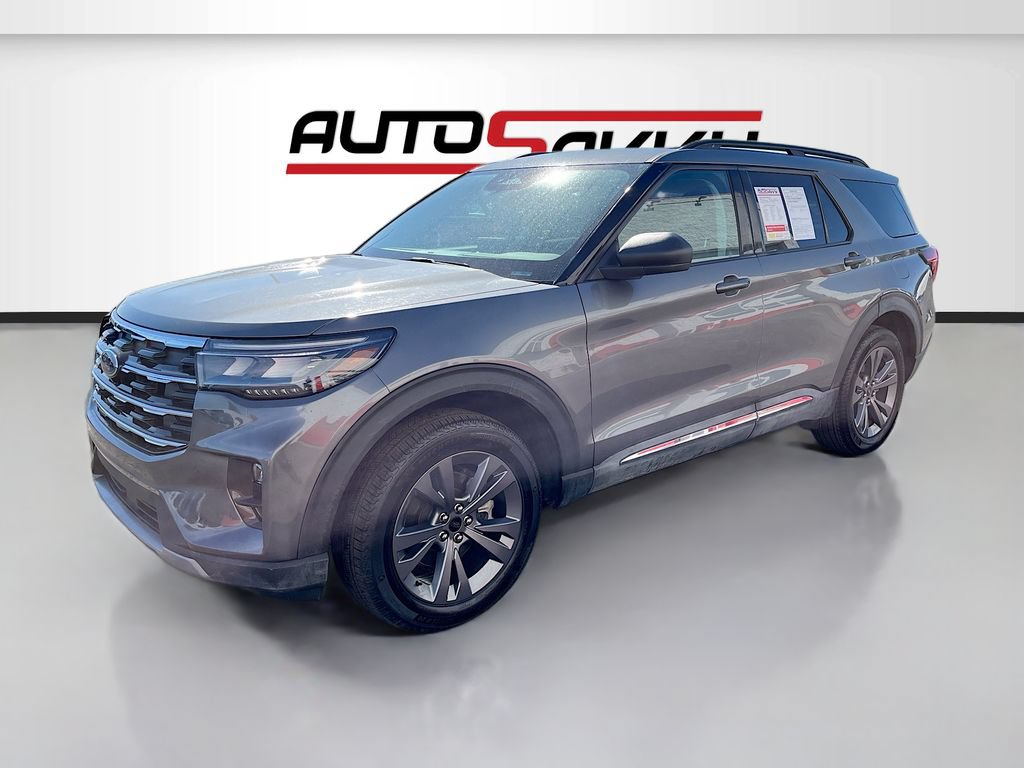 Used 2025 Ford Explorer Active w/ Active Comfort Package AWD/4WD image 3
