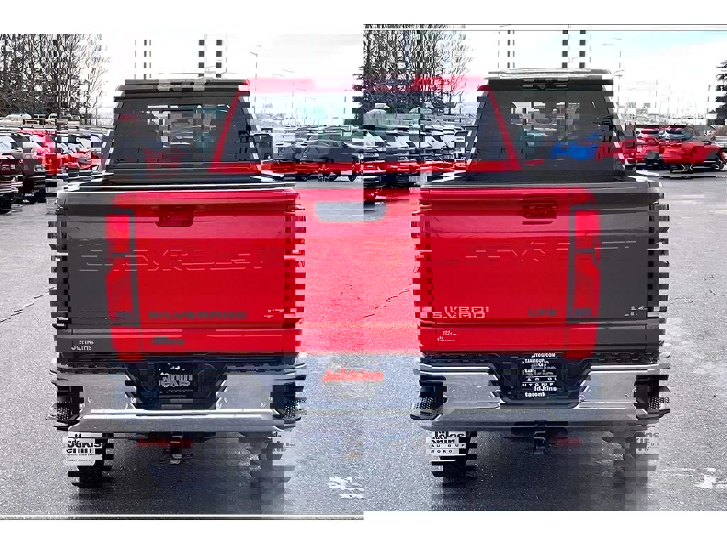 Used 2024 Chevrolet Silverado 3500 LTZ w/ LTZ Premium Package image 4