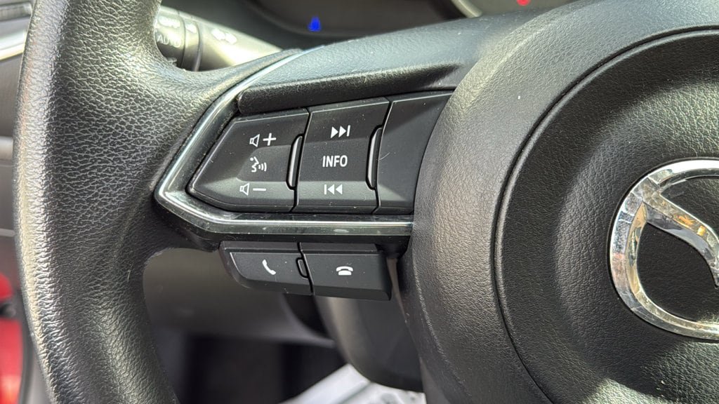 Used 2017 MAZDA MAZDA3 Sport w/ Preferred Equipment Package FWD image 12