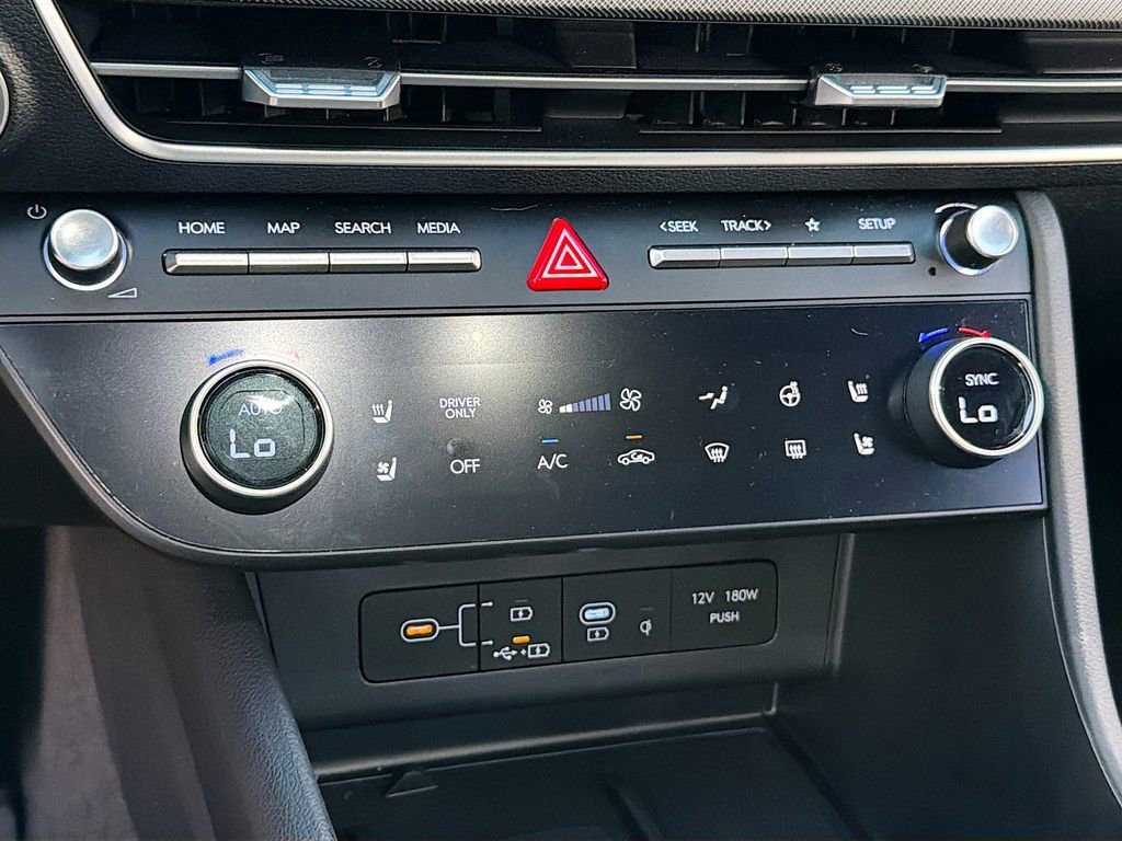 Used 2025 Hyundai Sonata Limited image 11