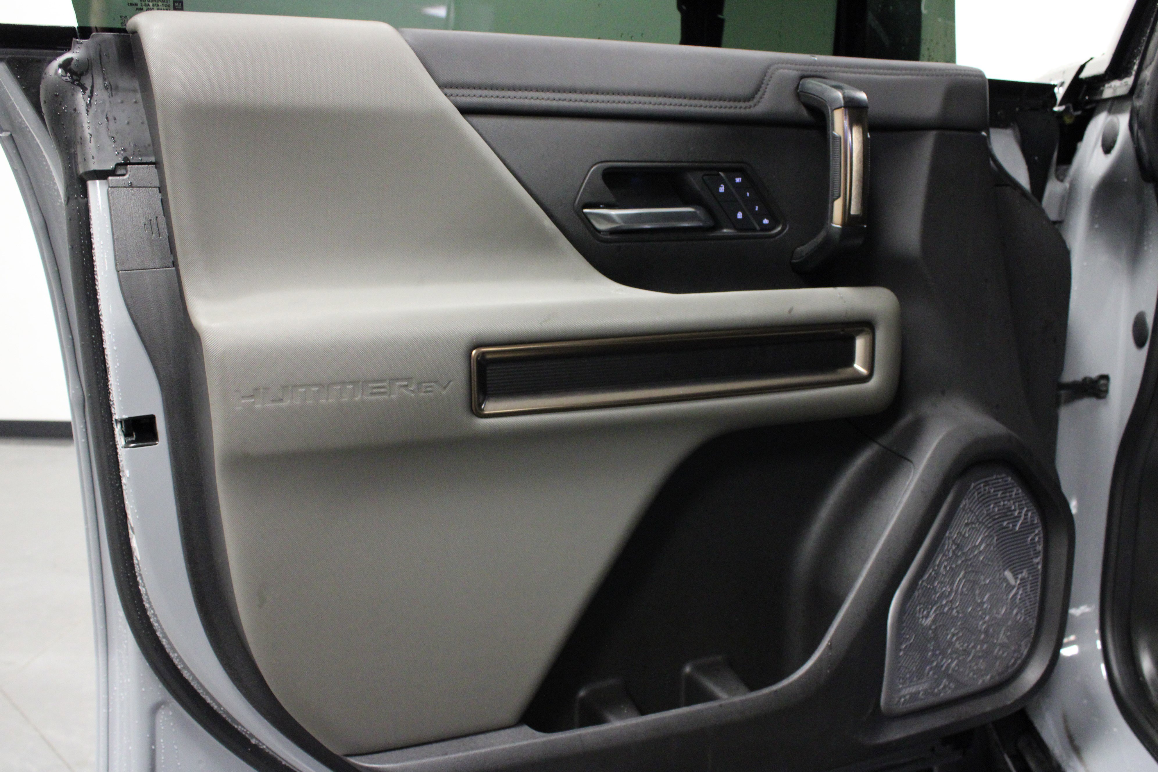 Used 2025 GMC Hummer EV 3X image 11