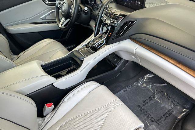 Used 2019 Acura RDX w/ Advance Package AWD/4WD image 16
