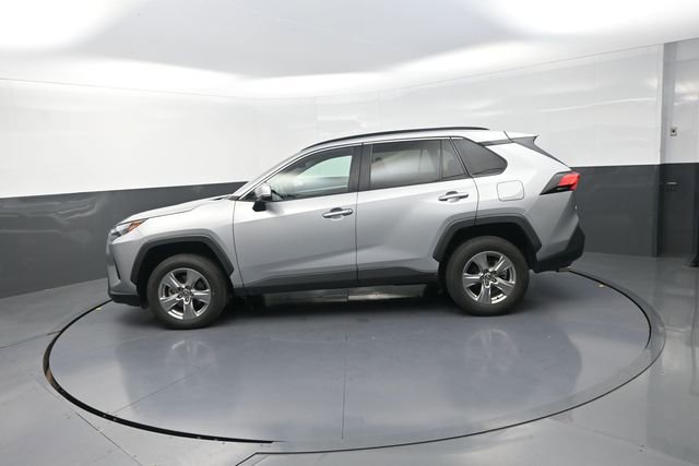 Used 2024 Toyota RAV4 XLE FWD image 47