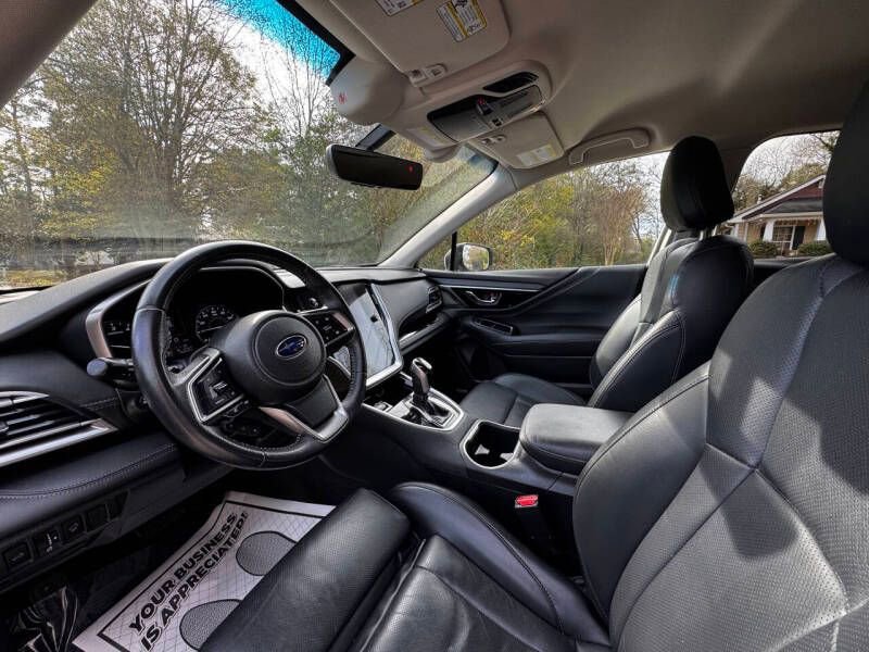 Used 2021 Subaru Outback Limited AWD/4WD image 9