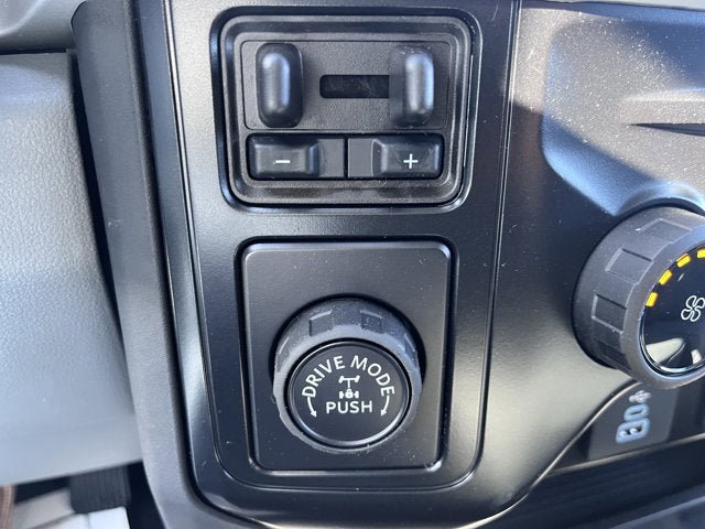 New 2026 Ford F350 XLT w/ 360-Degree Camera Package RWD image 21