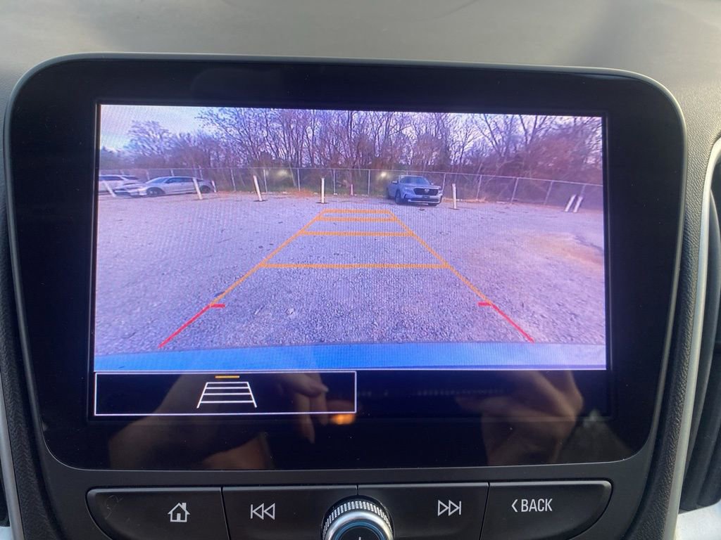 Used 2024 Chevrolet Malibu LT image 10